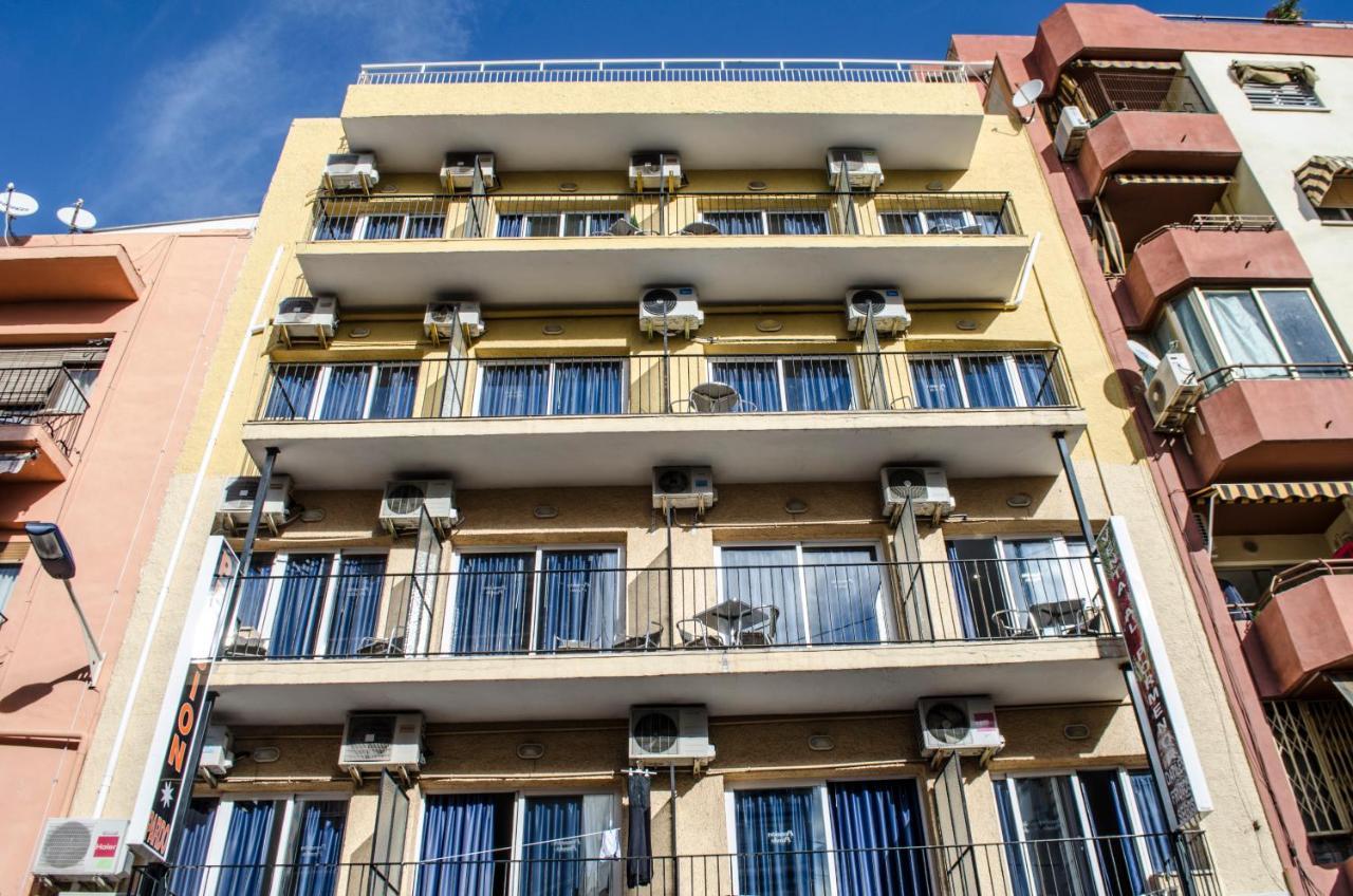 Pension Pardo Benidorm Extérieur photo